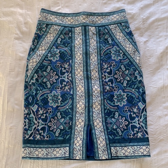 Loft classy blue floral pencil skirt - Picture 2 of 5